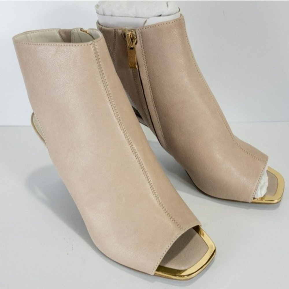 DKNY Boston Leather Sandal Vanilla -6.5 - Picture 6 of 8